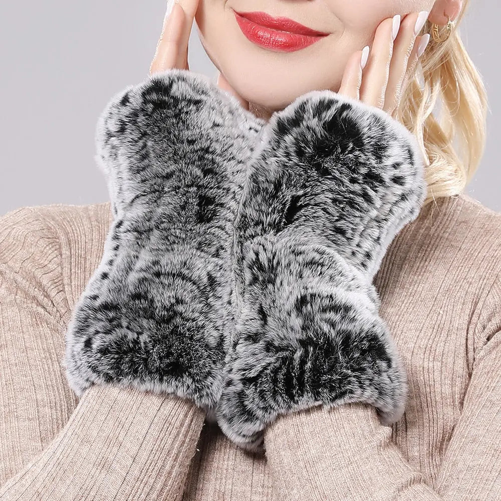 Knitted Faux Fur Gloves Coco & Dee