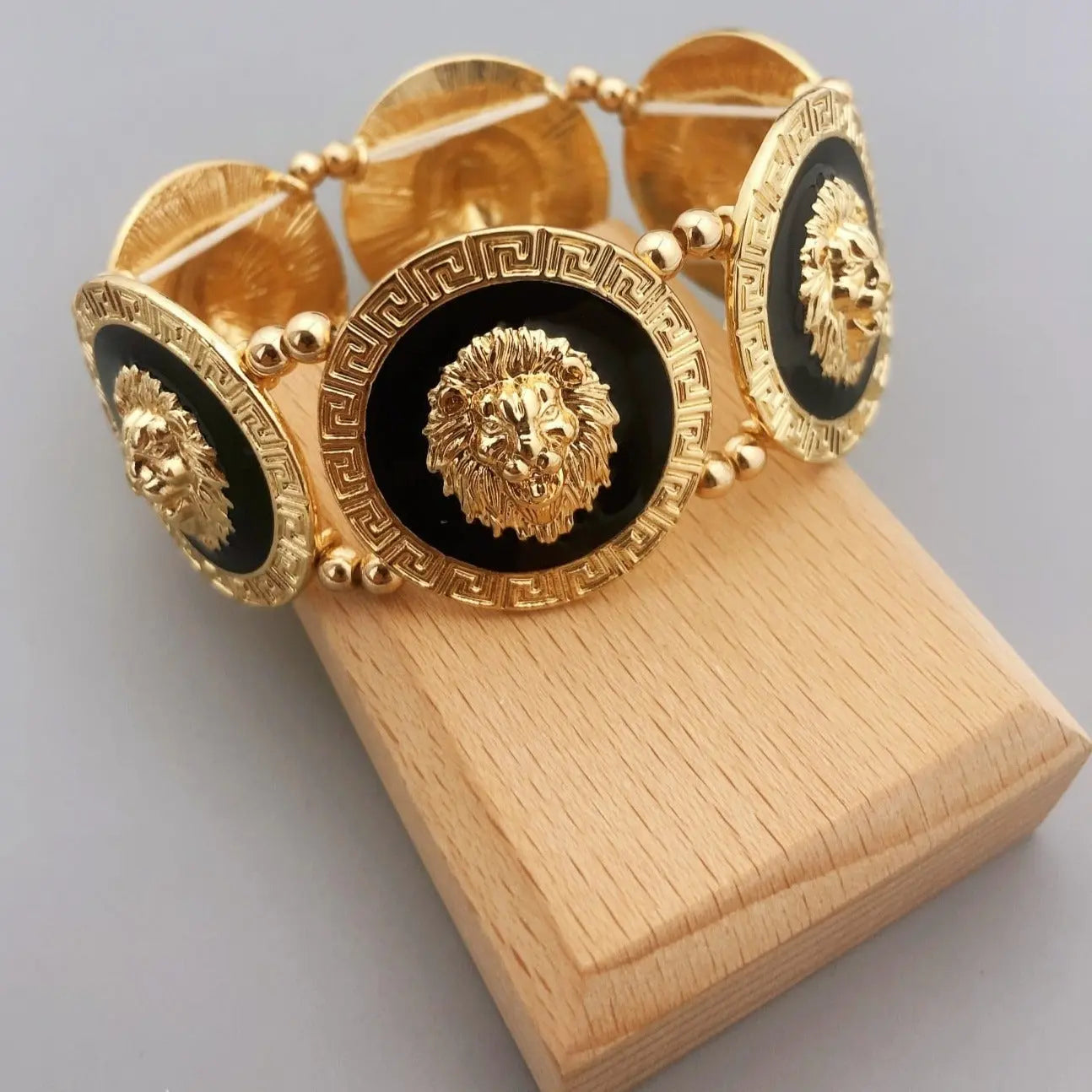 Medusa Bangle