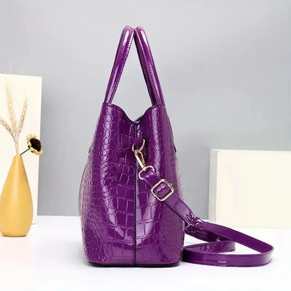 Cassie Handbag & Purse