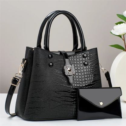 Bree Handbag & Purse