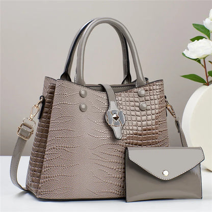 Bree Handbag & Purse